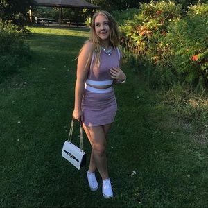 Meet your Posher, Leigha